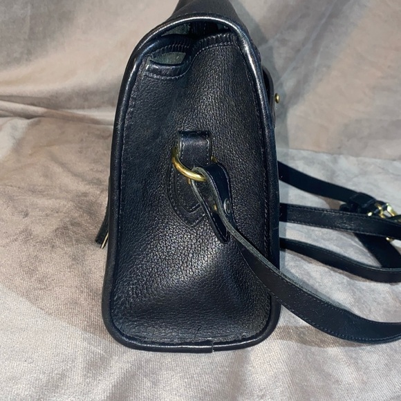 Vintage Dooney and Bourke medium Essex Shoulder Bag - Picture 4 of 16